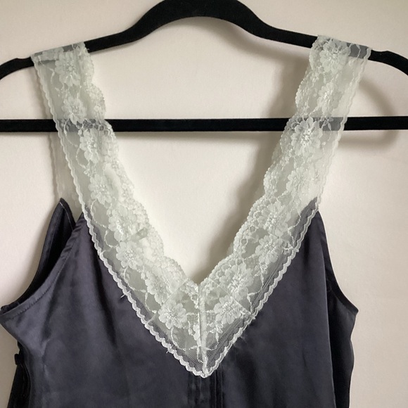 Victoria’s Secret Babydoll Romper Teddy Medium Black Satin Lace Fairy Goth Y2K - Picture 6 of 16